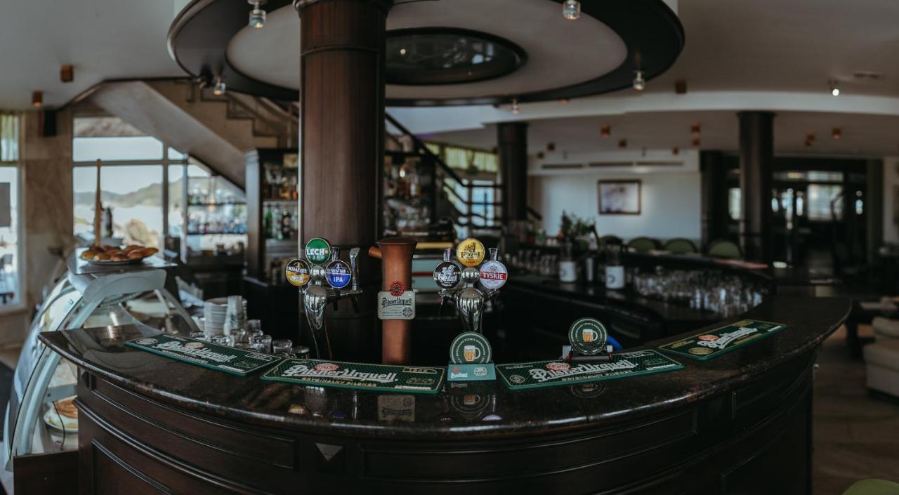 Hotel Apollo دارووفكو المظهر الخارجي الصورة