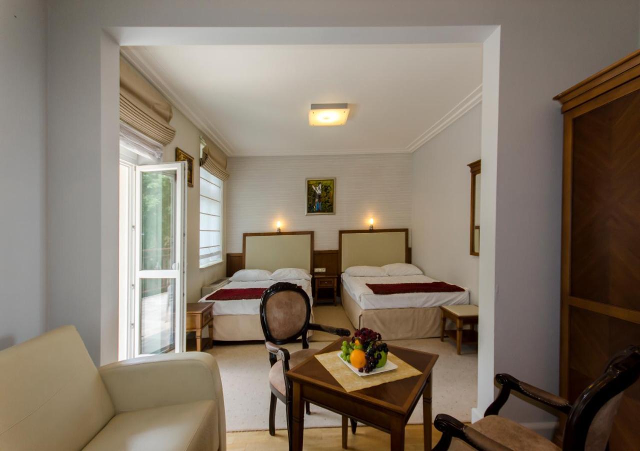 Hotel Apollo دارووفكو المظهر الخارجي الصورة